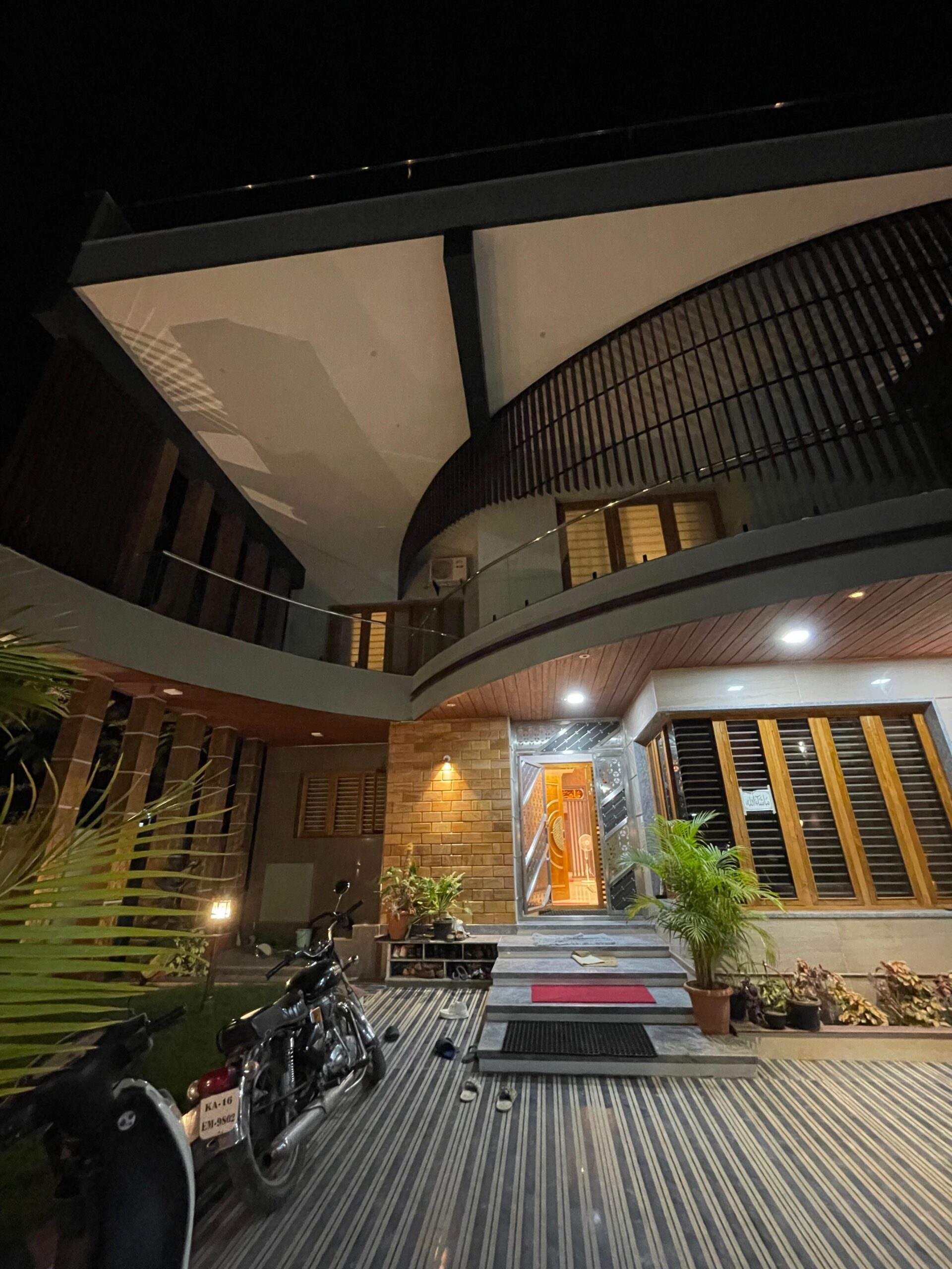 azeez manzil6